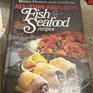 Better Homes and Gardens Fish & Seafood Recipes Book